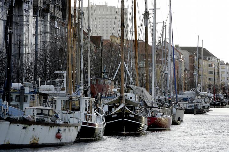 Gamle fartøjer langs Christianshavns Kanal. Arkivfoto. 
