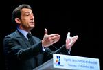 Den dag, du fylder 18 år, får du en gratis avis efter eget valg i et år. Det løfte gav den franske præsident Nicolas Sarkozy forleden til sine landsmænd. Arkivfoto. 