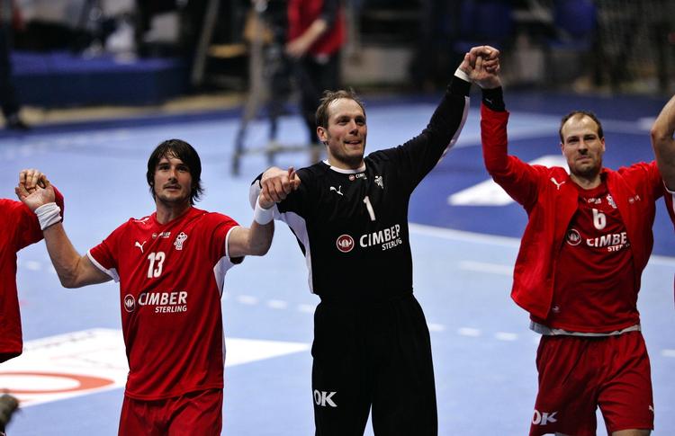 Kasper Hvidt havde fokus på kampen og ikke VM-spekulationer, da han sammen med Bo Spellerberg og Lars Jørgensen udraderede Makedonien. 