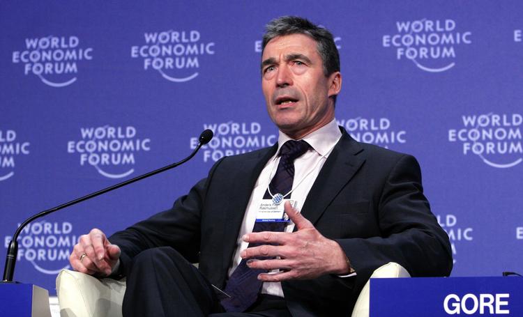 Denmark's Prime Minister Anders Fogh Rasmussen is calling for an urgent heads of state and government meeting on climate change. 