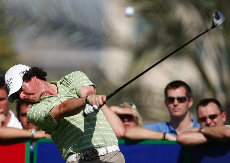 Tre bogyer på hul 15, 16  og 17 var ved at koste 19-årige Rory McIlroy sejren i Dubai Desert Classic. 