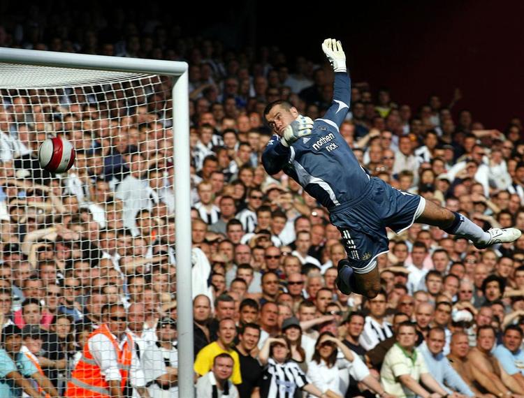 Et tv-program, der sendes tirsdag aften vil ryste Premier League i sin grundvold, lover BBC. 
