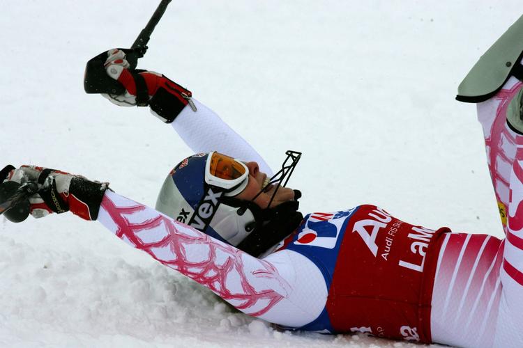 Med sejre fredag og i dag er Lindsay Vonn blandt guldfavoritterne, når VM begynder på tirsdag. 