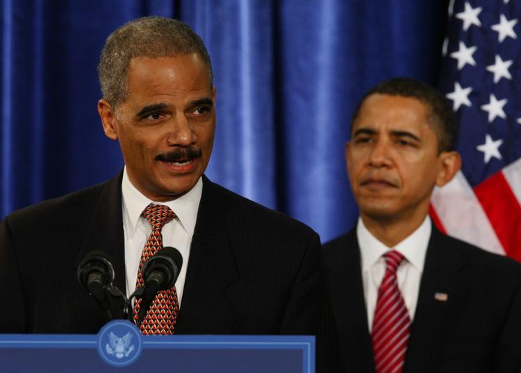 Eric Holder (tv.) er USA's nye justitsminister (arkivfoto). 