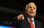John McCain, der tabte kampen om at blive USA's præsident til Barack Obama, er blandt de repulikanere, som har fremsat det nye forslag til genopretning. 