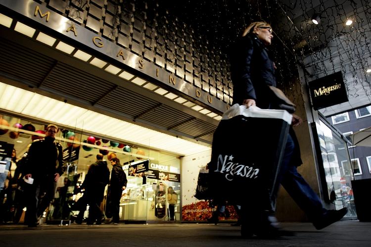 The Icelandic Baugur Group - which owns Magasin du Nord and Illum in Denmark, has petitioned for protection from creditors. 