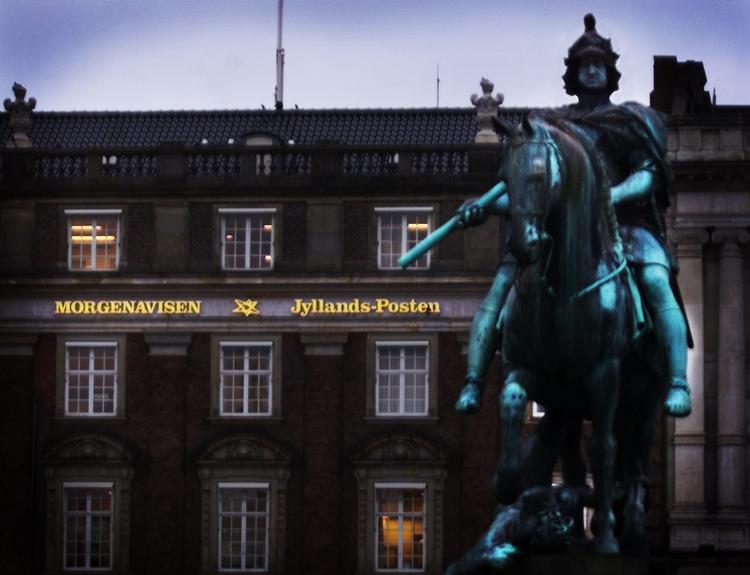 Jyllands-Postens kontorer på Kongens Nytorv. Efter sommer rykker avisen sin københavnsredaktion til Politikens hus på Rådhuspladsen. 