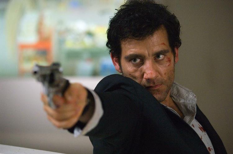 Clive Owen i aktion i den tysk-amerikanske film 'The International'  af instruktør Tom Tykwer, en af blandt de film, der er med i Berlin. 