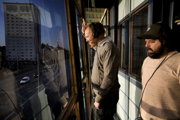 Anders Breinholt og Anders Lund Madsen stod bag De Sorte Spejdere, et af de senere års mest populære radioprogrammer. Spejderne senddte sidste progrm fra tårnet på Langebro. Arkivfoto. 