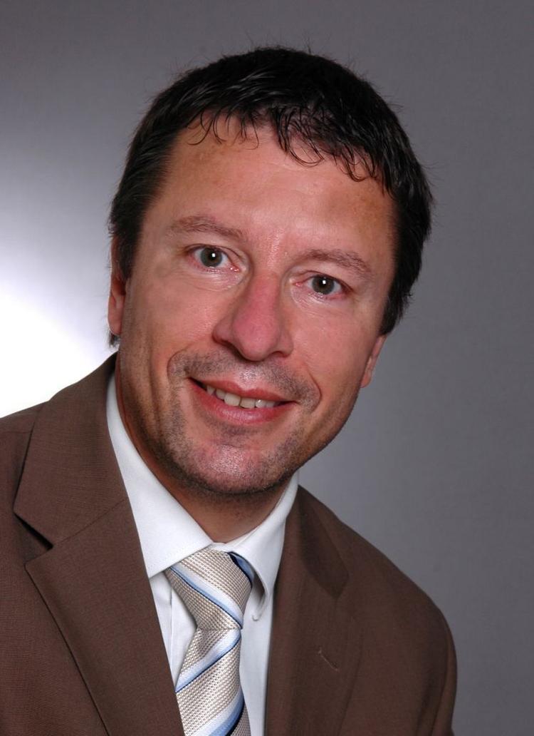 Sauer-Danfoss har oplevet et fald i omsætningen på 25 procent. Vice President i Sauer-Danfoss Helge Jørgensen forventer, at krisen varer langt ind i 2010. 