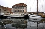 De husbåde, der nu skal smides ud af Christianshavns Kanal. 