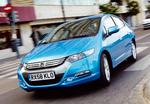 Honda Insight er 4,40 meter lang, men byder på ret ringe plads ved bagsædet. Ellers er den en ganske praktisk femdørs hatchback. 