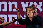 Nuværende udenrigsminister Tzipi Livni gik i sin tid ind i politik i protest imod, at Oslo-fredsprocessen ville »dele landet« i en palæstinensisk stat og Israel. 