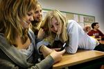 Selvom samtalen er gratis kan fri telefoni stadig løbe op, for folk, der ringer ofte, men i kort tid. 