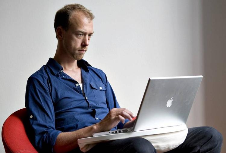 Når du bataler hos Surftown, kan du både bruge betalingskort og bankoverførsel. Det holder webhotellet fast i - også selvom det betyder, at de ikke kan blive e-mærket. Arkivfoto. 