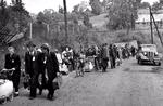 I Europa lærte man, hvad krig betyder for et samfund, mens USA aldrig har været besat. Her er det tyske flygtninge fra Sudetenland, 1946. Et traume, der stadig spøger i tysk/tjekkisk hukommelse. Foto: AP