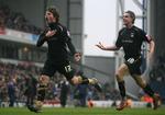 Coventrys Aron Gunnarsson fejrer sin scoring til 1-1 mod Blackburn. 