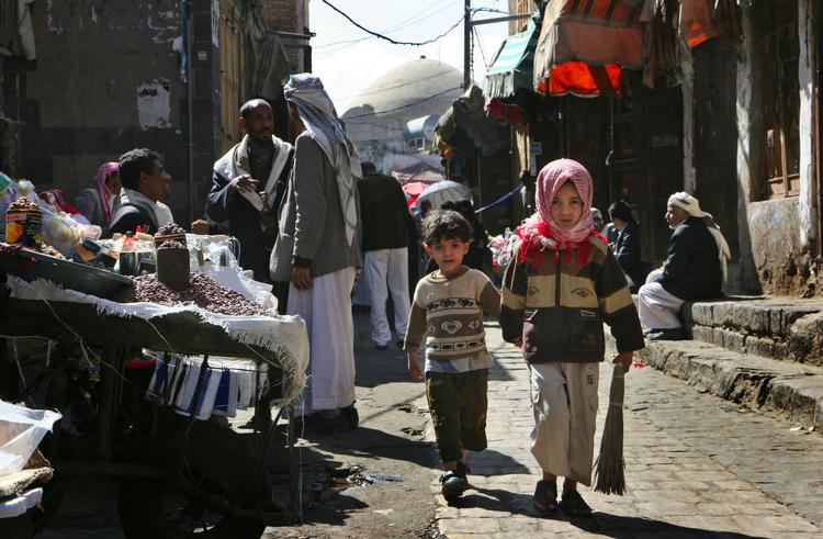 Yemen, der plages af  mangel på fødevarer, er et af Mellemøstens fattigste lande. Men Yemen har ikke nødhjælpsorganisationernes store bevågenhed, siger hollandsk forsker. 