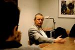Imam Abdul Wahid Pedersen og PET underviser om radikalisering og polarisering på Grundtvig Højskole. Velfærdsminister Karen Jespersen (V) har ellers kaldt imamen og Muslimernes Fællesråd for »ekstremister«. 