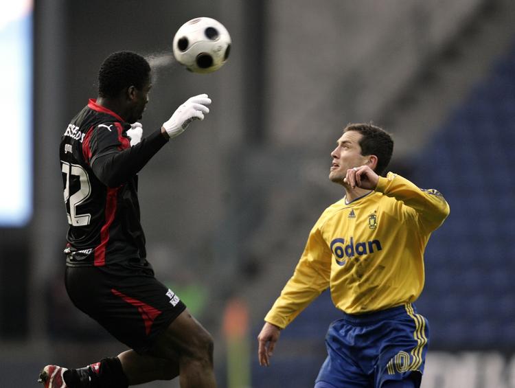En af de få kampe Ibrahim Gnanou (til venstre)  spillede for FCM, var pokalsemifinalen mod Brøndby i foråret 2008. Arkivfoto. 