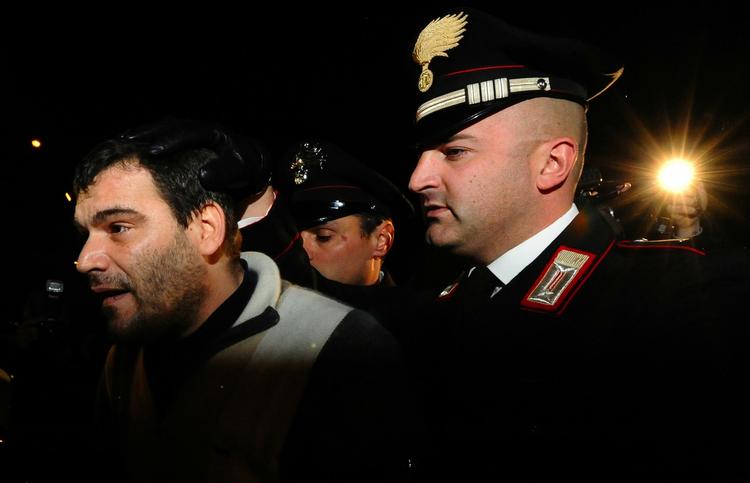 Italiensk politi ved en tidligere arrestation af en mistænkt mafialeder. (Arkvifoto) 