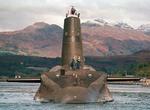Den beskadigede britiske atomubåd 'HMS Vanguard' ses på Holy Loch i Skotland i oktober 1992. Arkivfoto. 