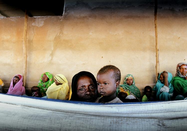 De seneste seks år er over 2,2 millioner mennesker flygtet fra kampene i Darfur. 