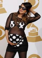 M.I.A. før sin optræden til Grammy-showet. Som i øvrigt lå samme dag, som hun havde termin. 