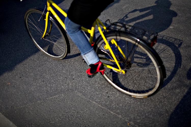 Varslede ændringer i buskørslen rundt omkring i landet vil påvirke flere end 1.500 elever og studerende, vurderes det. 