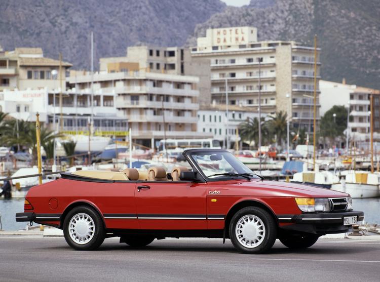 En af de Saab-modeller, som er værd at passe og pleje: 900 Cabriolet. 