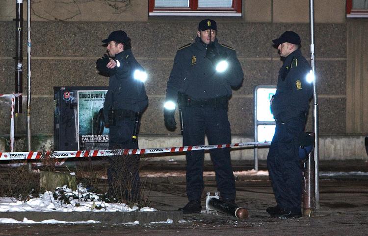 I aftes blev en 19-årig mand såret af skud i Korsgade på Nørrebro. Ifølge politiet blev der også skudt efter gerningsmændene. 