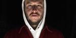 Når Justin Vernon under navnet Bon Iver nu atter udgiver sange, dukker fortællingen om det indadvendte bliks smukke harmonier op igen. 
