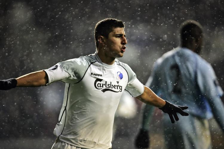 Vintervejret blev en kold oplevelse for FCK's Ailton Almeida. 