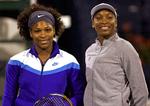 Søstrene Williams før kampen i Dubai, hvor storesøster Venus (til højre) slog lillesøster og dermed bragte sig front med 10-9 i deres indbyrdes opgør. 