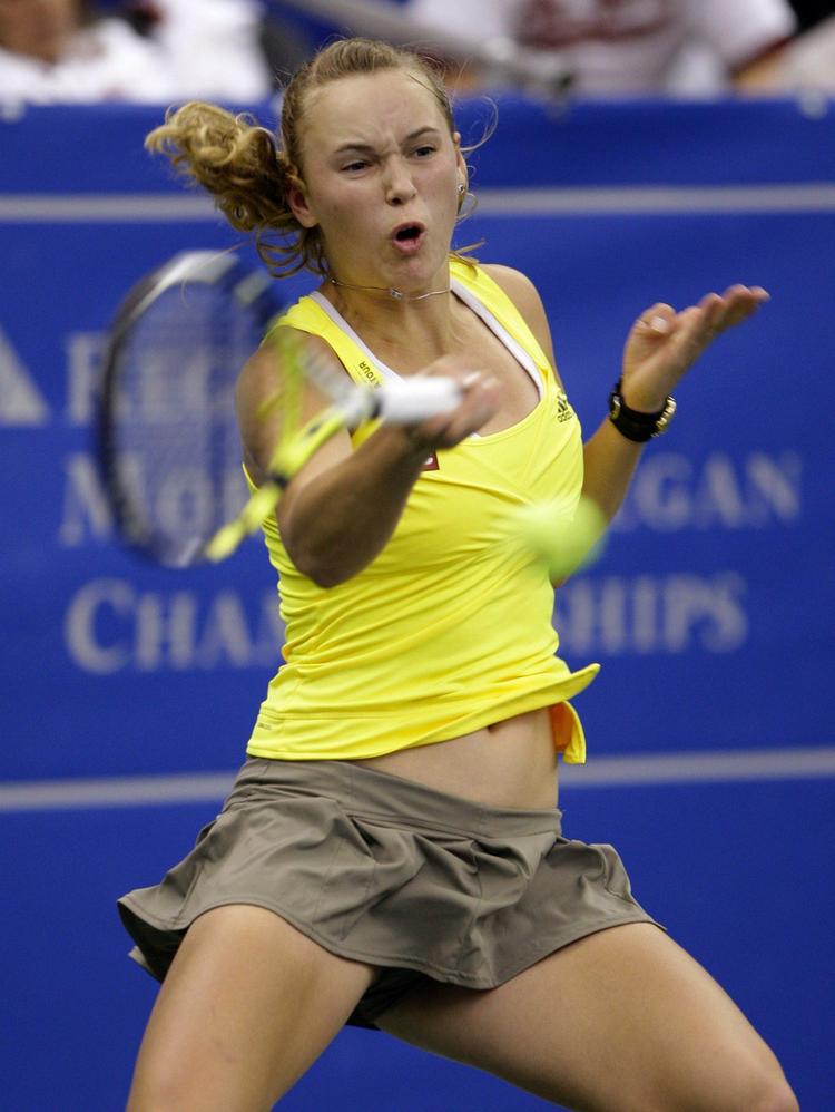 Caroline Wozniacki havde svært ved at få sit spil til at fungere i finalen i Memphis, som hun tabte klart. 