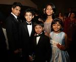 'Slumdog Millionaire'-holdet var pænt klædt på i nat. 