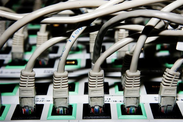 I dag tilbydes der mobilt bredbånd typisk med hastigheder, som matcher de langsomste hastigheder på fastnetforbindelserne, men det er snart slut. 