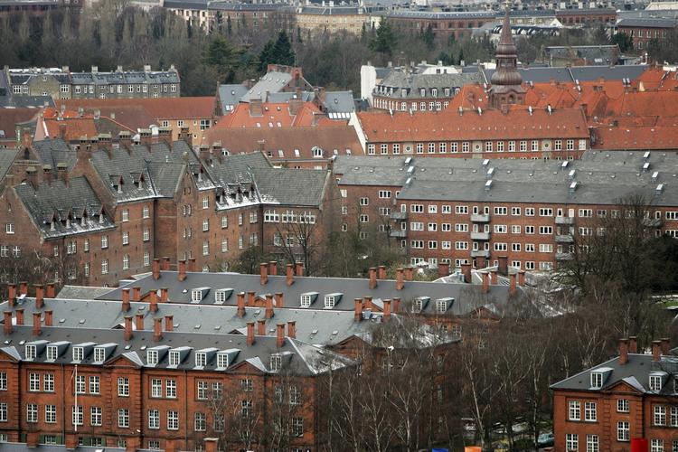 Regeringen overvejer ifølge presseforlydender at skære mindre i rentefradraget, end Skattekommissionen lægger op til. Kun boligejere med størst gæld vil blive ramt. 