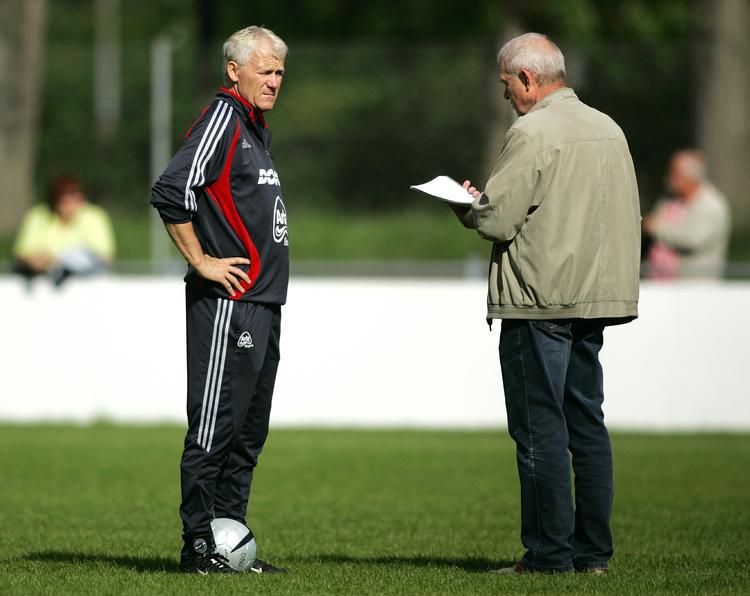 Morten Olsen fortæller fodboldredaktør Søren Olsen om sit syn på det forestående forår i Superligaen i morgendagens udgave af Politiken. Arkivfoto. 