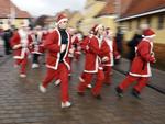 Kalundborgs julemandsløb. Den danske udgave af løbet er et velgørenhedsløb, der denne gang støtter børn fra ressourcesvage familier. Arkivfoto. 
