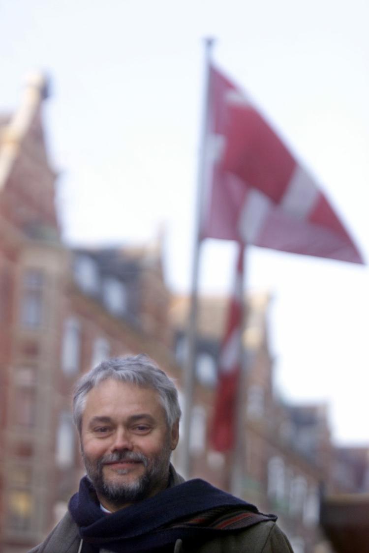 Andre må mene noget om regeringens skattereform, siger Skattekommissionens formand. 