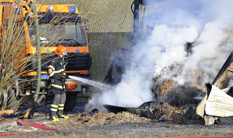 Det viste sig at være giftig røg, som bredte sig fra en gårdbrand ved Hjels. 