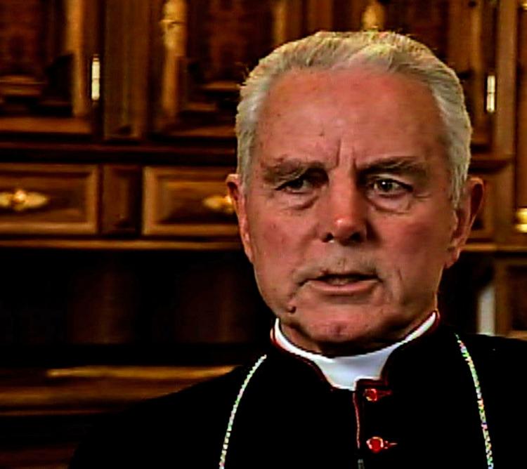 Den omstridte biskop Richard Williamson er på vej til Europa (arkivfoto). 