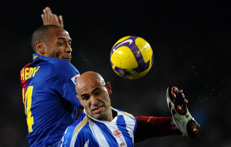 Den skadede Deportivo-kaptajn Manuel Pablo tror på, at AaB-føringen kan hentes hjmme på Riazor, hvor spanierne sjældent lukke rmål ind. Arkivfoto. 