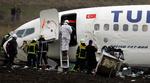 Ni mennesker blev dræbt, da et fly fra Turkish Airlines styrtede ned i Holland i går. 