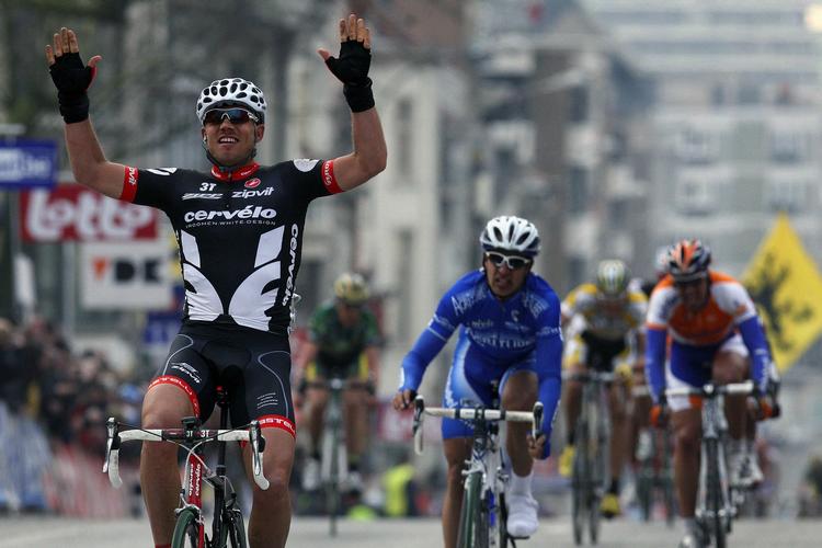 Thor Hushovd slog Kevyn Ista og Antonio Flecha i spurten. 