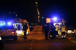 Politi og ambulancepersonale et rykket massivt ud efter skudopgør foran cafe på Amager. 