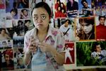 Loung Nguyen Thi Van er et af 'Agent Orange'-ofrene. Hun er hjerneskadet og ramt af misdannelser, forårsaget af den amerikanske giftsprøjtning. Arkivfoto. 