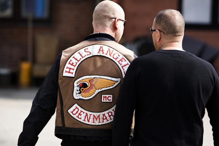 Hells Angels i Århus har skiftet ud i ledelsen. Ind er kommet folk med lange domme bag sig. 