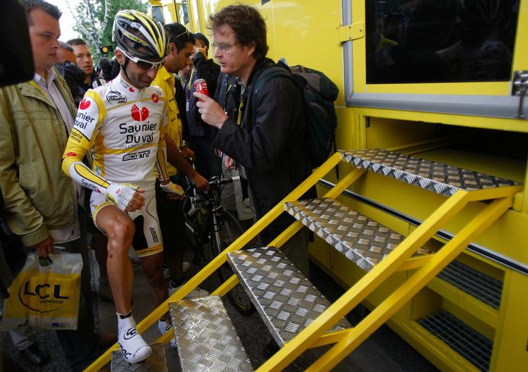 Leonardo Piepoli og resten af Saunier Duval-holdet måtte trække sig fra Tour de France 2008. Nu hedder holdet Fuji-Servetto, og de får lov at stille op ved det italienske etapeløb Tirreno-Adriatico og endagsklassikeren Milano-Sanremo. 